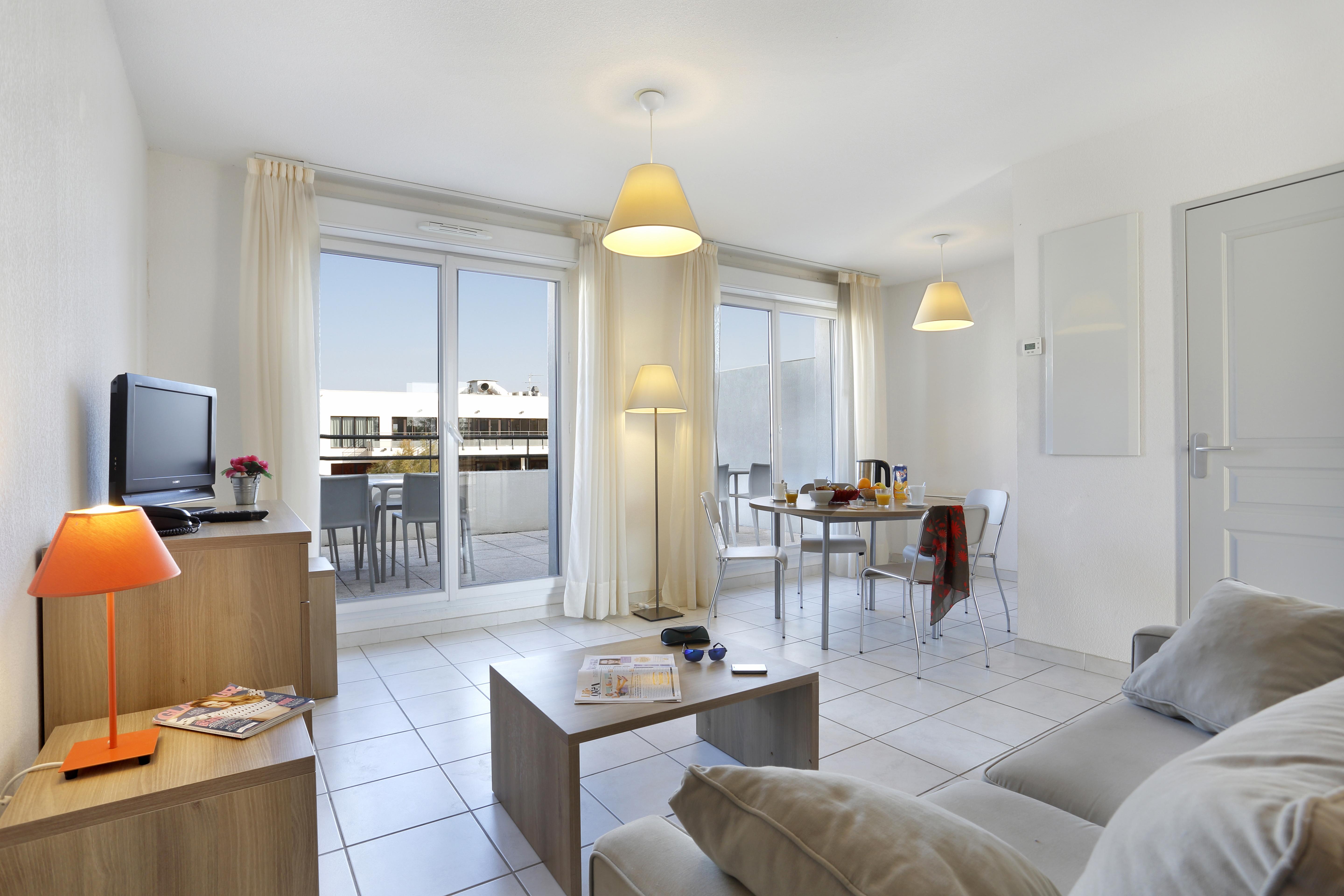 Vacanceole - Residence Cap Camargue เลอ โกร-ดู-รัว ภายนอก รูปภาพ