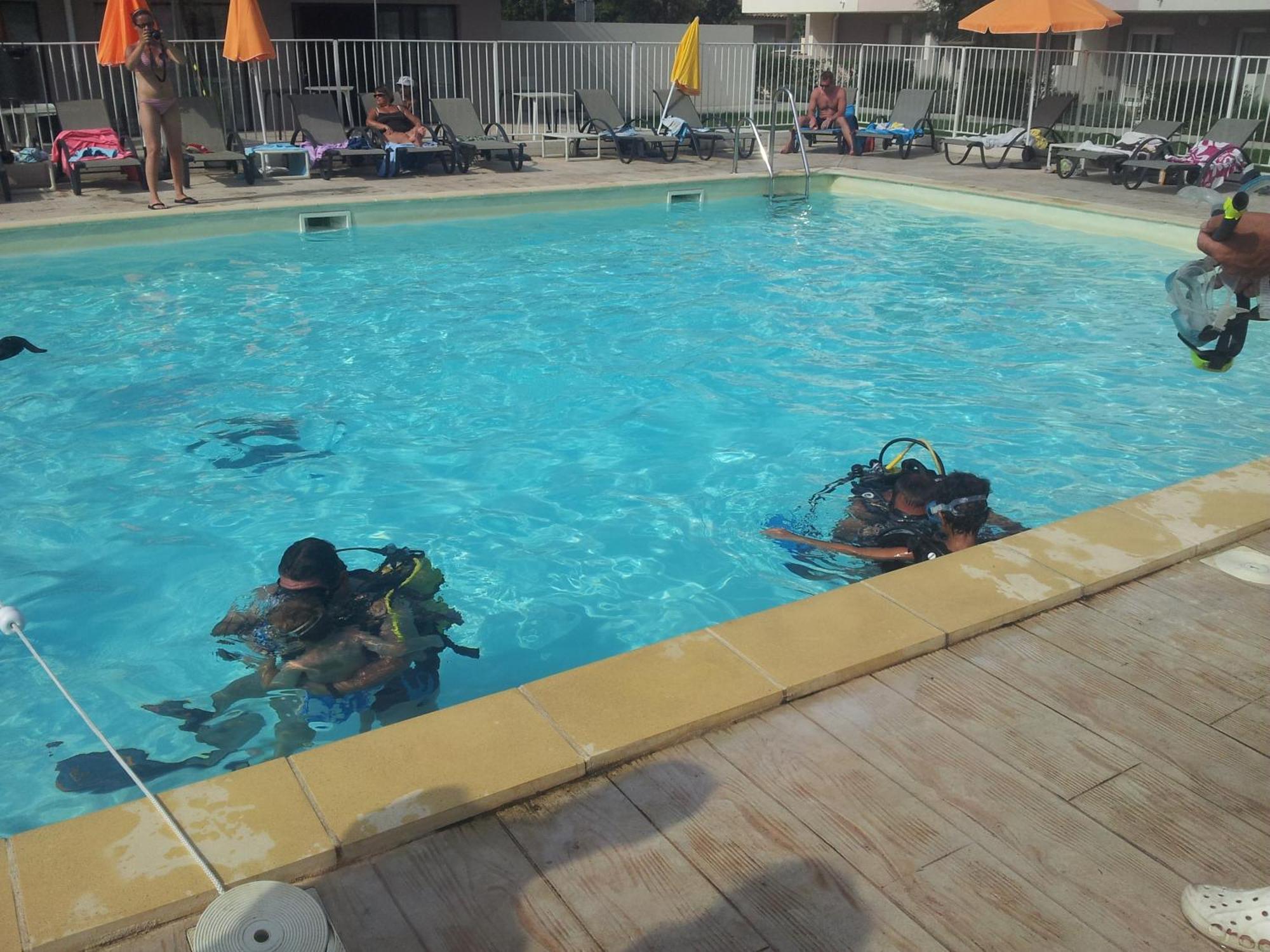 Vacanceole - Residence Cap Camargue เลอ โกร-ดู-รัว ภายนอก รูปภาพ